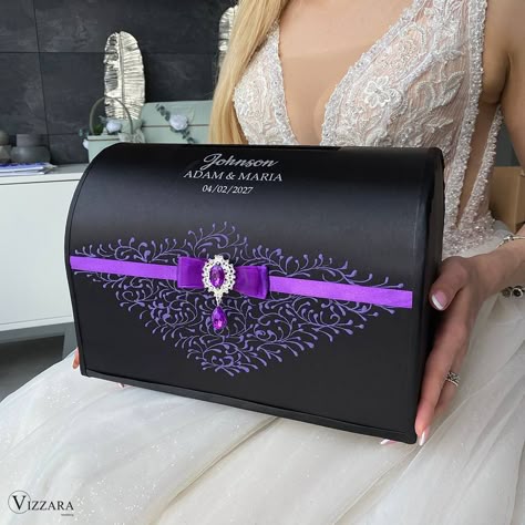 ❤️Card Boxes in different colors - https://www.etsy.com/shop/VIZZARA?ref=seller-platform-mcnav&section_id=18180078 ❤️Wedding collections in different colors - https://www.etsy.com/shop/VIZZARA?ref=simple-shop-header-name&listing_id=589014991&section_id=19090161 ️🤵🏼Embrace the allure of your Black and Purple wedding with our stunning Card Box. This sophisticated accessory not only safeguards your precious well wishes but also becomes a striking centerpiece, reflecting the depth of your love and Black Purple Emerald Wedding, Purple Black And White Wedding Ideas, Purple Decorations Wedding, Black And Purple Centerpieces, Purple Black And Blue Wedding, Black Gold And Purple Wedding, Black And Purple Gothic Wedding, Purple And Black Wedding Ideas, Black And Purple Quinceanera Theme