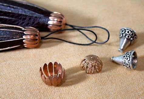 How To Make Faux Leather Tassels - Sew4Home Diy Infographic, Bracelet Weaving, How To Make Leather, How To Make Tassels, Weaving Loom, Fabric Pen, Diy Tassel, Rings Necklace, Tassel Jewelry