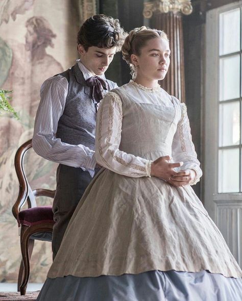 Timothee Chalamet Florence Pugh, Laurie And Amy Little Women, Little Women Amy And Laurie, Florence Pugh Little Women, Jacqueline Durran, Amy And Laurie, Septième Art, Natalie Dormer, Woman Movie