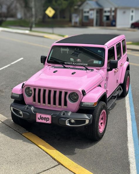 Heart Wheels, Jeep Wrangler Girly, Jeep Pink, Pink Jeep Wrangler, Barbie Jeep, Jeeps Wrangler, Jeep Sahara, Preppy Car, Pink Cars