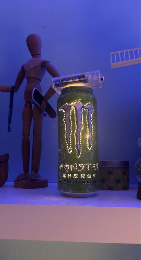 Monster energy drink can diy lamp light ideas aesthetic room decor 2023 diy room decoration diy aesthetic Monster Drink Ideas, Energy Drink Ideas, Monster Cans Diy, Diy Lamp Ideas, Monster Drink, Drinking Memes, Drink Candles, Monster Ideas, Drink Aesthetic