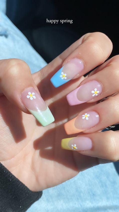 Nail Design Pastel Colors, Short Coffin Shape Nails Designs Spring, Pastel Colors Nails Design, Nail Art With Pastel Colors, Coffin Acrylic Nails Pastel Colors, Gel X Nails Pastel, Spring Pastel Nails Coffin, Short Nail Pastel Designs, Nails Design Pastel Colors