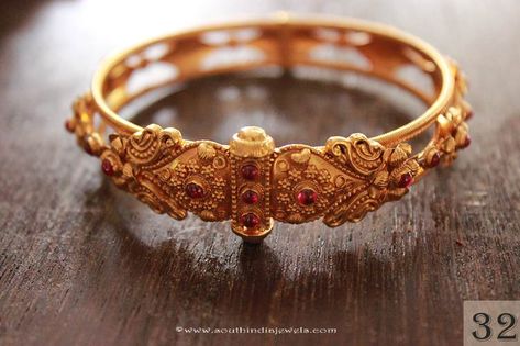 Gold Kada Bangles Designs, Gold Antique Kada Bangle Designs, Antique Kada Bangle Designs. Coorgi Jewellery Bangles, Single Kada Designs Gold, Coorgi Bangle, Single Gold Bangle Designs, Coorgi Jewellery, Single Bangle Designs Gold, Kada Designs Gold, Single Gold Bangle, Gold Kada Bangles