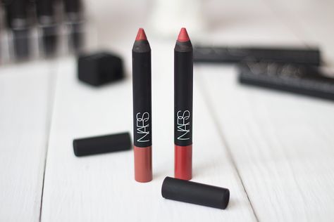 NARS Velvet Matte Lip Pencils: Walkyrie & Dolce Vita. ~ Gemma Louise Nars Lip Pencil Dolce Vita, Nars Dolce Vita, Nars Lip Pencil, Nars Products, Nars Velvet Matte Lip Pencil, Mac Velvet Teddy, Nars Lip, Velvet Teddy, Lips Shades