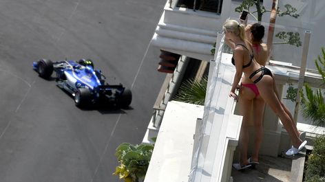 7 of 20 Drivers Retired from Today’s Monaco Grand Prix. Why? F1 Grid Girls, F1 Tracks, Pascal Wehrlein, F1 Grid, Grid Girl, Monaco Gp, F1 Wallpaper Hd, Funny Cars, Racing Girl