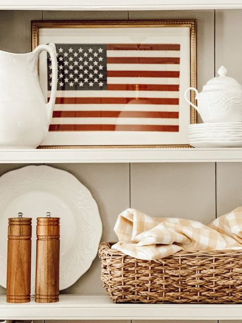 Flag Frame Display, Modern Americana Decor, Flag Display Ideas, Vintage Americana Decor, Diy American Flag, Americana Wall Decor, Framed American Flag, American Flag Wall Decor, Americana Home Decor