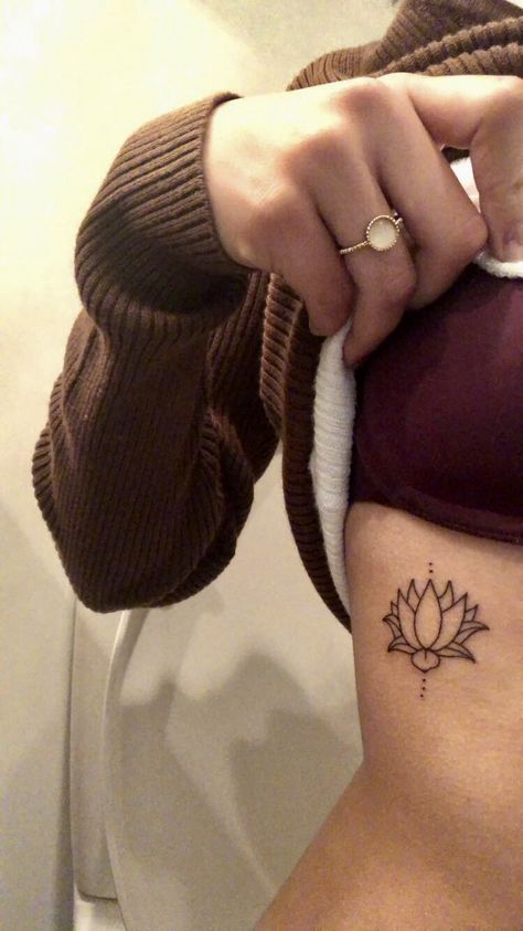 Lotus Side Tattoo, Lotus Flower Tattoo Side Ribs, Lotus Flower Rib Tattoo, Lotus Flower Tattoo Ribs, Lotus Rib Tattoo, Flower Rib Tattoo, Flower Tattoo On Ribs, Small Lotus Tattoo, Lotus Tattoo Design