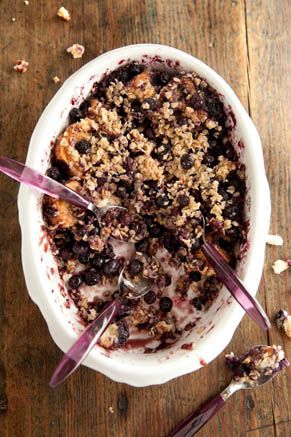 Blueberry Crunch, Granite Steps, Blueberry Coffee Cake Recipe, Cinnamon Roll Bake, Blueberry Coffee Cake, Blueberry Coffee, Paula Deen Recipes, Favorite Breakfast Recipes, Coffee Cake Recipes