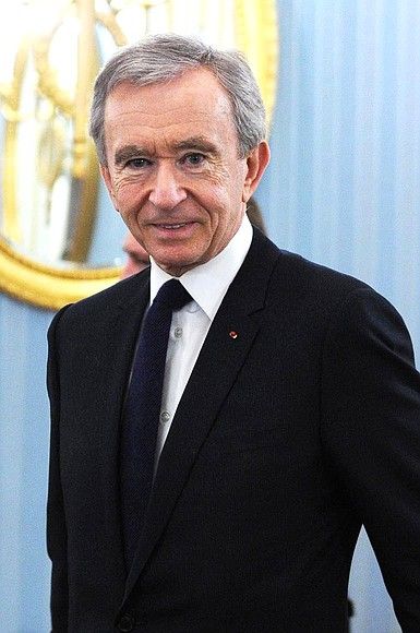 Arnault Family, Bernard Arnault, Thomas Pink, Gentlemans Club, Business Trends, Jeff Bezos, Dapper Men, Success Story, King James