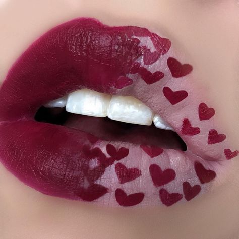 Chloe Young on Instagram: “Simple heart lipart❤️🖤.................. (( RE-PIN )) DON'T COPY & PASTE ( PlZ ) Heart Lips, Lip Artwork, Art Lips, Lip Art Makeup, Lips Art, Lipstick Designs, Beautiful Lipstick, Lip Beauty, Lipstick Art