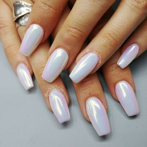 Ongles Bling Bling, January Nails, Batons Matte, Unicorn Nails, Her Nails, White Nail Art, White Nail Designs, Pink Nail, Holographic Nails