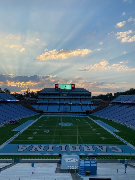 University Of North Carolina Chapel Hill, Unc College, Tar Heels Football, North Carolina Chapel Hill, Dream Collage, Unc Basketball, Unc Chapel Hill, Tar Heel, College List