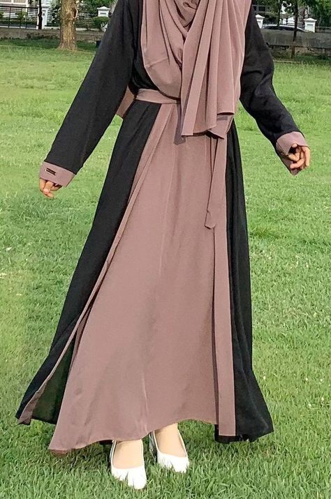 Abaya Modern Style, Abaya Fashion Modern, Muslimah Fashion Casual, Abaya Outfit, Modesty Outfits, Muslim Outfits Casual, Hijabi Fashion Casual, Style Hijab, Fashion Muslim