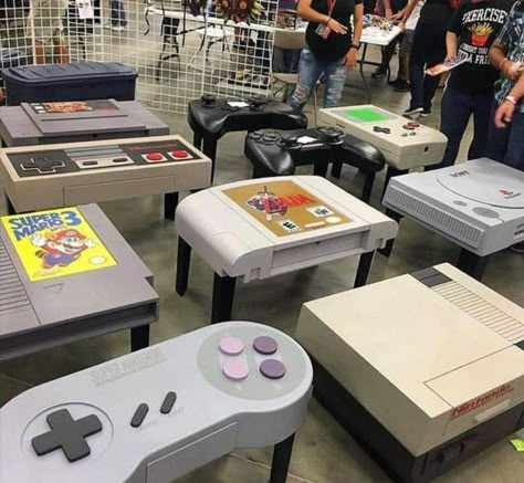 Game Room Nintendo, Nintendo Home Decor, Video Game Furniture, Gamer Home Decor, Nintendo Gaming Room, Nintendo Game Room, Nintendo Room Ideas, Game Room Bedroom Ideas, Nintendo Room Decor