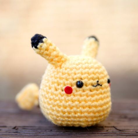 Free Pattern: Pikachu Amigurumi Crochet Ballet, Crochet Dish Cloth Free Pattern, Pikachu Crochet, Pokemon Crochet Pattern, Dishcloth Patterns Free, Crochet Pokemon, Pokemon Pattern, Dishcloth Crochet Pattern, Pola Amigurumi