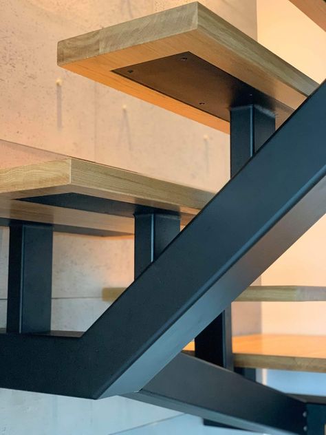 Steel Staircase Design, Steel Stairs Design, Steel Staircase, درج السلم, Staircase Design Modern, Modern Barndominium, Stairs Design Interior, Staircase Handrail, Home Aesthetics