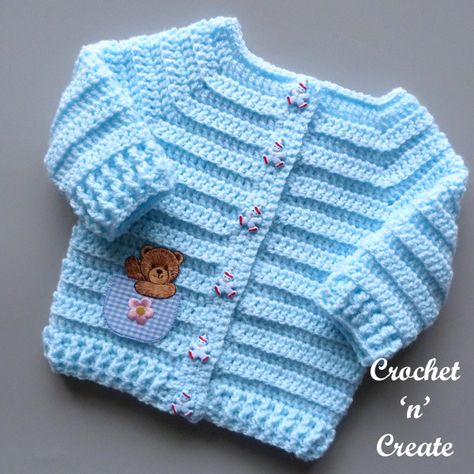 Free crochet baby dungaree set pattern, worked in an easy back loop stitch, quick to make and suitable for the beginner crocheter. #babycrochet #crochetbabyset #babyoutfit #crochetdungareescardigan #freecrochetbabypattern Cardigans 2023, Crochet Baby Shrug, Crochet Baby Cardigan Free Pattern, Crochet Baby Sweater Sets, Baby Cardigan Pattern Crochet, Vestidos Bebe Crochet, Crochet Baby Sweater Pattern, Crochet Baby Jacket, Crochet Baby Sweaters