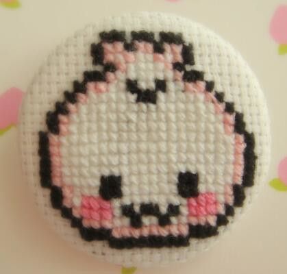 https://flic.kr/p/4k2Knp | Dumpling Cross Stitch Pin | Made this based on a .gif I found online :)  Check out my LJ for more info: pixel-bit.livejournal.com/1176.html  =] Anime Cross Stitch, Small Cross Stitch, Fuse Beads, Hama Beads, Artsy Fartsy, Dumplings, Fun Projects, User Profile, Cross Stitch Embroidery