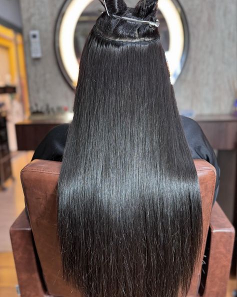 MEGA HAIR VIETNÃ PREMUIM✨ Pq eles tmb fazem sucesso cabelos de alta qualidade vc encontra aqui na Jairo Cabelo aplicações nas melhores técnicas🤩 Nossa especialidade é elevar mais a sua autoestima!!! . . . 🔥🔥🔥🔥 WhatsApp 1194701-7458 Faça a sua avaliação nossa equipe super preparada para fazer sua transformação! @jairocabelo #megahairbarueri #megahairbarueriearredores #megahairpontoamericano #megahair #megahairbrasil #megahairsp #megahairsaopaulo #megahairfitaadesiva #megahairdefita #megahai... Mega Hair, April 22, Vision Board, Hair, On Instagram