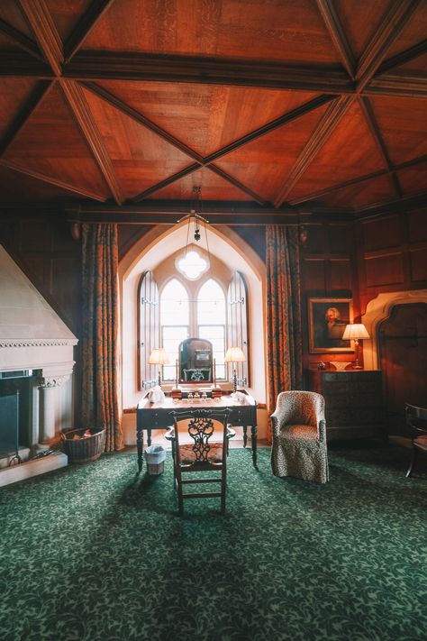 The Magnificent Arundel Castle... In West Sussex, England (46) English Castle Interiors, It Was A Joke, Tudor Architecture, Castle Project, Real Castles, Arundel Castle, Castle Howard, 1960s Cars, English Castles