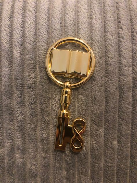 Cool Keys, Music Key, Unique Key, Key To My Heart, Locks & Key, Key Design, Lock And Key, Fantasy Jewelry, Ravenclaw