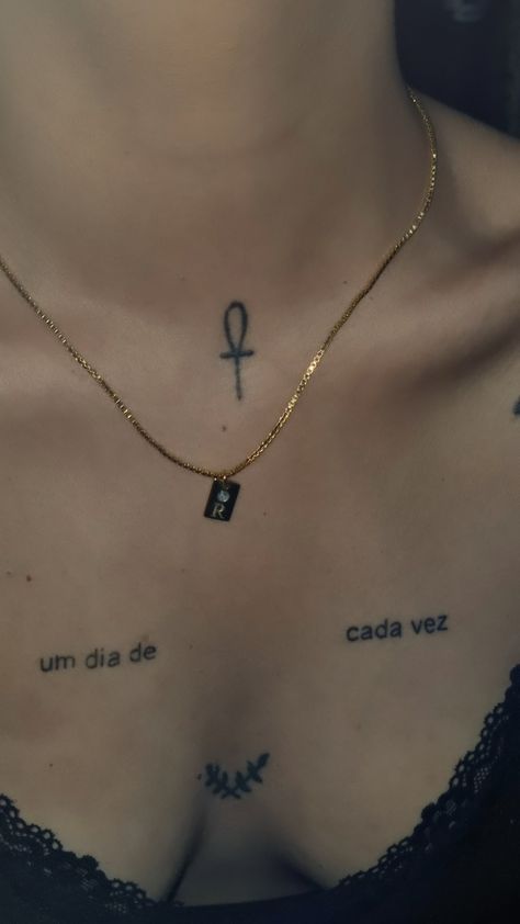 Chest Word Tattoo Female, Dainty Chest Tattoo Female, Dainty Chest Tattoo, Tattoo Spanish, Chest Tattoo Words, Small Words Tattoo, Tattoo Necklace, Tattoo Words, Chest Tattoo Female