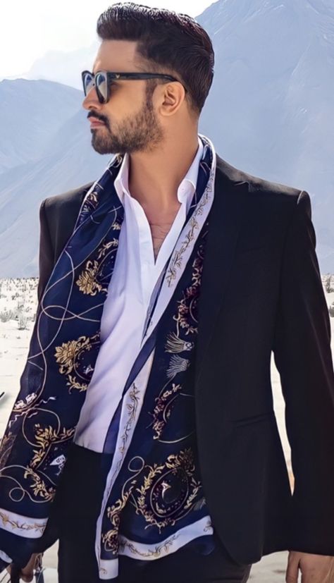 Suit And Scarf Men, Scarf Photoshoot, Day Wedding Outfit, Dara Singh, Mens Scarf Fashion, Silk Scarf Outfit, Men Aesthetic Outfits, Mens Smart Casual Outfits, Smart Casual Men