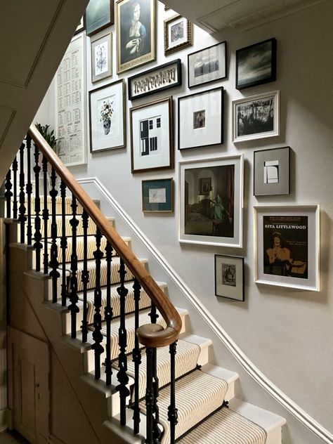 Collage Staircase Wall, Stairwell Wall Art Ideas, Photo Frame Staircase, Gallery Wall Ideas Staircase, Gallery Walls Stairway, Small Staircase Gallery Wall, Stair Case Gallery Wall, Stairwell Photo Gallery, Up The Stairs Gallery Wall