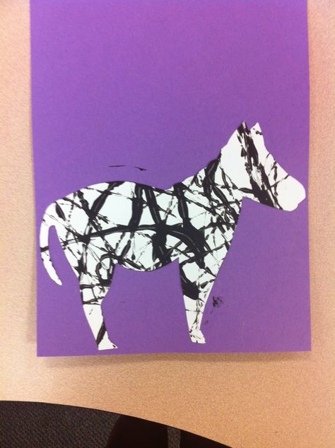 zebra craft! Zebra Marble Painting, Zoo Preschool Activities Art Projects, Dear Zoo Printables Free, Zoo Art For Toddlers, Preschool Zoo Theme, String Painting, Zebra Craft, Safari Crafts, Zoo Preschool