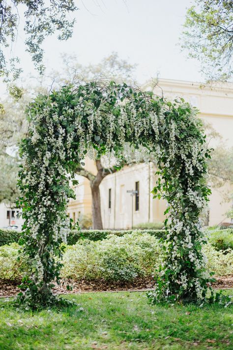 Spring Telfair Square Wedding in Savannah - Wisteria wedding ceremony arch – Izzy Hudgins Photography  #savannahwedding #visitsavannah #telfairsquare #savannahweddingphotographer #orchidwedding Wisteria Trellis, Wisteria Wedding, Lilac Wedding Bouquet, Wisteria Plant, Custom Jewelry Ideas, Wisteria Tree, White Wisteria, Photography Spring, Wedding Ceremony Arch