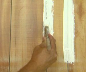 Painting over wood paneling on wall. Wood Paneling Walls, Old Wood Paneling, Paint Over Wood Paneling, Wall Paneling Makeover, Paneling Walls, Paneling Makeover, Beadboard Wainscoting, Ideas For Painting, Chair Rail Molding