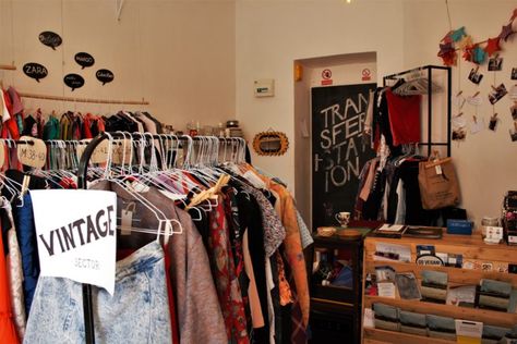 The 12 Best Places to Shop Second Hand in Prague in 2019 Prague Shopping, Slow Clothing, Reuse Clothes, Vintage Thrift Stores, Best Places To Shop, Prague Travel, Pop Up Market, Places To Shop, Second Hand Shop