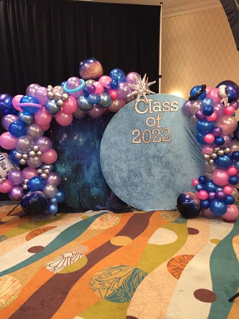 Kindergarten Graduation Space Theme, Galaxy Graduation Party, The Sky Is The Limit Graduation Theme, Out Of This World Graduation Theme, Space Graduation Theme, Camp Photo Booth, Space Themed Preschool, Prek Graduation Ideas, Tk Graduation