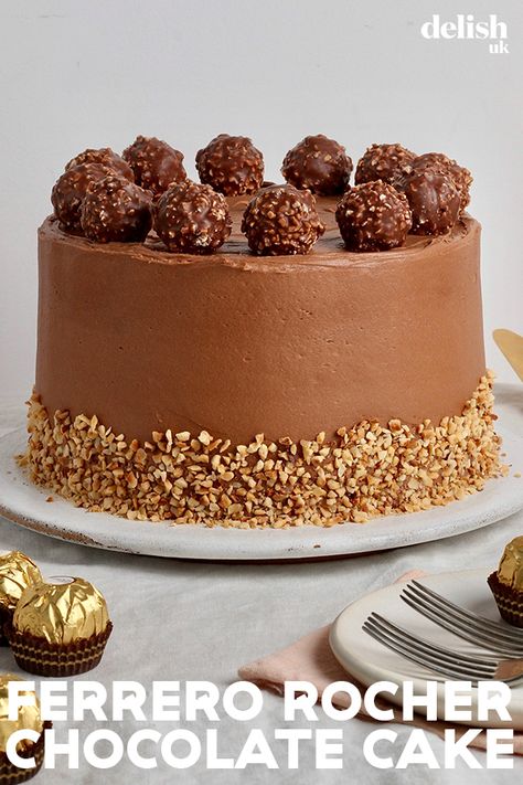 Frerror Roche Cake, Easy 50th Birthday Cake Ideas, Cake With Ferrero Rocher On Top, Ferrorocher Cakes, Decadent Birthday Cakes, Ferrero Rocher Cake Decorating Ideas, Nutella Cake Decoration, Ferraro Rocher Cake Birthday, Chocolate Cake Decorating Ideas Birthday