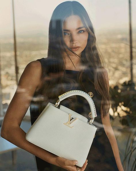 Louis Vuitton Capucine, Louis Vuitton Presents, Louise Vuitton, Rainbow Braids, Louis Vuitton Capucines, Campaign Fashion, Img Models, Louis Vuitton Official, Miranda Kerr