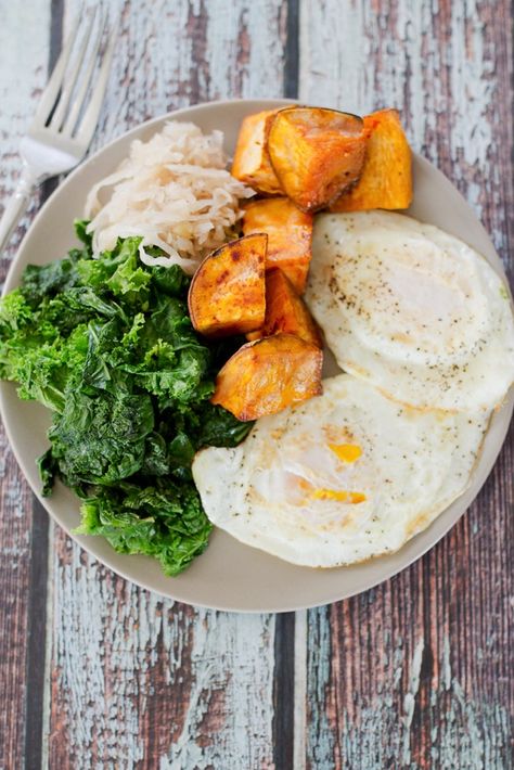 Hormone-balancing PALEO POWER BREAKFAST — it’s loaded with green veggies, protein, healthy fats, wholesome carbs and has a fermented component. It’s one of the healthiest breakfasts around! Breakfast Greens, Healthy Breakfast Menu, Sautéed Kale, Power Breakfast, Paleo Recipes Breakfast, Balanced Breakfast, Green Veggies, Breakfast Plate, 3 Eggs