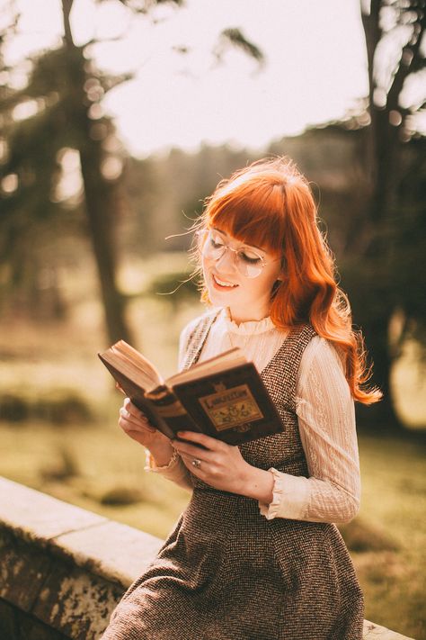 aclotheshorse: book nymph Pose Reference Book, Girl With Book, Reading Book Photography, Story Book Aesthetic, Person Reading A Book, Poses With Books, Book Reference, Reading Book Pose, Reading Pose