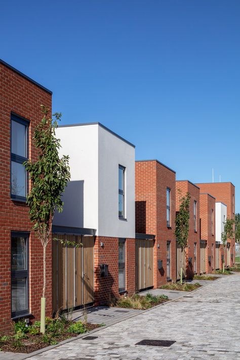 Terrace Housing Architecture, Terraced Housing Architecture, Red Brick Architecture, Rowhouse Architecture, Row Houses Architecture, Townhouses Architecture, Row House Architecture, Rowhouse Design, Bungalow Facade