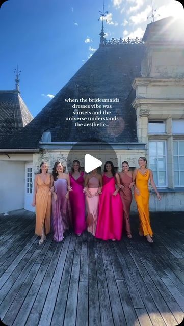 Faballey on Instagram: "Dressed in the sunset colours for the bride! 🌇❤️ Would you try this gorgeous mismatched outfits at your best friend’s wedding?   Credits: @urfavemillennial  . . . #brides #bridesmaid #bridesmaids #madeofhonor #bridesofinstagram #bridesmaiddress #bridesmaidoutfit #bridesmaidsdress #explore #faballey #fabfitsall #alleygals" Sunset Mismatched Bridesmaid Dresses, Mismatched Outfits, Bridesmaid Dresses Mismatched, Bridesmaid Color Scheme, Sunset Colours, Made Of Honor, Bridesmaid Colors, Mismatched Bridesmaids, Mismatched Bridesmaid Dresses