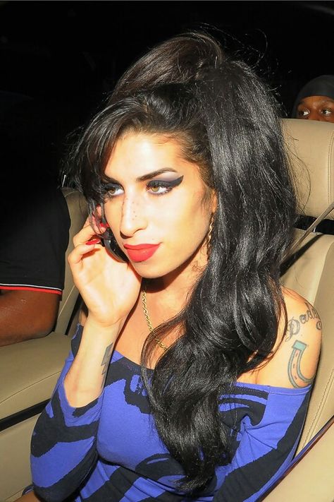 Amy W, Amy Winehouse Style, Amazing Amy, Terry Richardson, Mtv Movie Awards, Hollywood Fashion, Amy Winehouse, High Society, Her Music