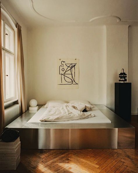 PARTNERSHIP EDITIONS | Category is - minimal, monochrome and warm 🤍 1. Flat by @lejoern featured in @ad_germany, artwork by @jonathanniclaus 2.… | Instagram Chrome Bedroom, Berlin Apartment, Interior Design Per La Casa, Relaxing Bedroom, Decor Essentials, Bedroom Loft, Style At Home, Apartment Inspiration, Architectural Digest