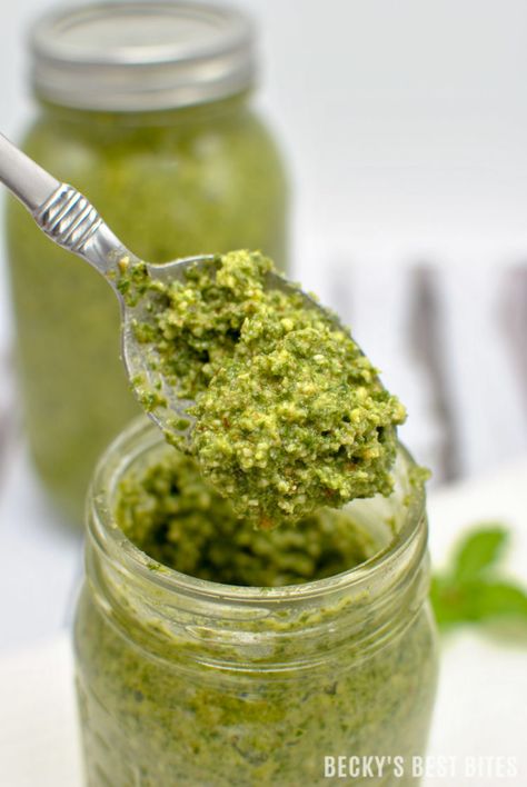 Turn Pain Into Power, Mint Pesto, Pain Into Power, Mint Recipes, Herb Recipes, Homemade Pesto, Lemon Mint, Dinner Meals, Pesto Recipe