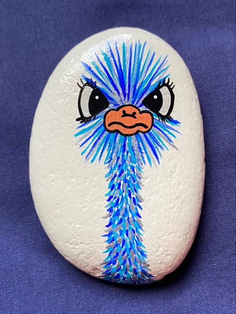 Rock Painting Ideas Funny, Leave Painting, Acrylic Painting Rocks, Rock Kunst, Ostrich Bird, Garden Rock Art, Art Coquillage, Rock Painting Tutorial, Painted Rock Animals