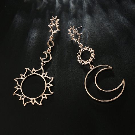 قلادات متدلية, The Sun And Moon, Funky Earrings, Alloy Earrings, Trendy Earrings, Geometric Jewelry, Moon Stars, Pompeii, Moon Earrings