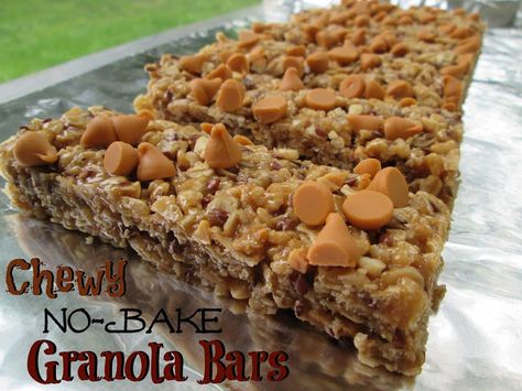 Peanut Butterscotch Granola Bars - I finally achieved that soft & chewy Sunbelt Bakery granola bar texture! Sunbelt Granola Bars, Preacher Cookies, Coconut Oil Chocolate Chip Cookies, Vegan Shortbread, No Bake Granola Bars, Chewy Granola Bars, Baked Granola, Granola Recipe Bars, Snacks Appetizers