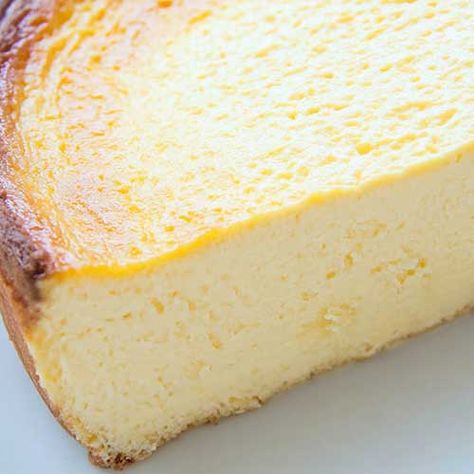 Carnivore Lemon Ricotta Cake - KetoAndEat Keto Almond Ricotta Cake, Keto Ricotta Cheese Recipes, Carnivore Diet Sweet Snack, Keto Cloud Cake, Ricotta Keto Recipes, Carnivore Cake Recipe, Keto Ricotta Cheesecake, Low Carb Ricotta Recipes, Carnivore Pudding