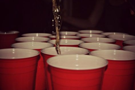 Beer Pong Aesthetic, Frat Party, Party Theme Ideas, Cup Games, Frat Parties, I Cup, Frat Boy, Beer Opener, Beer Pong