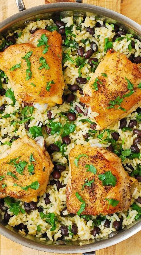 One-Pan Chicken Thighs with Cilantro-Lime Black Bean Rice - delicious, healthy, gluten free dinner! #chickendinner #chickenrecipe #chickenthighs Black Bean Rice, Healthy Chicken Thigh Recipes, Bean Rice, Tabbouleh Salad, Chicken Thigh Recipes Oven, One Pan Chicken, Steak Frites, Chicken Thigh Recipes Crockpot, Cilantro Lime Chicken