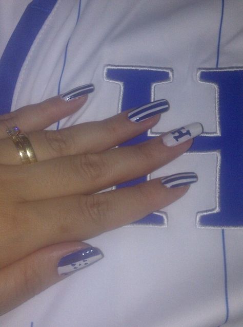 Go Honduras! Honduras Nails Designs, Honduras Nails, Anniversary Nails, Hispanic Culture, Pretty Gel Nails, Note To Self Quotes, Beauty Clothes, Pretty Acrylic Nails, Arte Floral