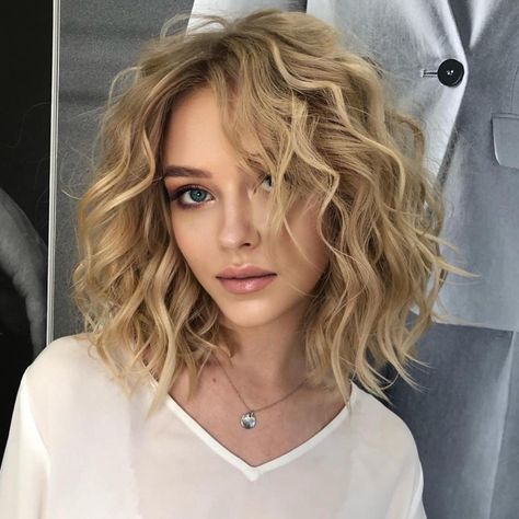 46 Cute Wavy Bob Hairstyles That Are Easy to Style Perms For Short Hair Before And After Wavy Bobs, Long Bob Haircut Wavy Hair, Med Short Curly Haircuts, Wavy Hair Women Short, Chopped Bob Haircut Curly, Curly Bobbed Hairstyles, Midlength Haircuts With Layers Curly Hair, Short Layered Curly Blonde Hair, Curly Bob Hairstyles Medium